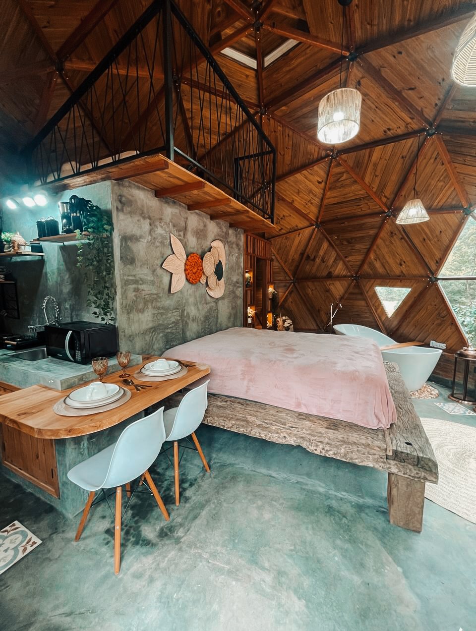 Viva dias de descanso e tranquilidade em nosso domo geodésico, localizado em meio à natureza da (7)